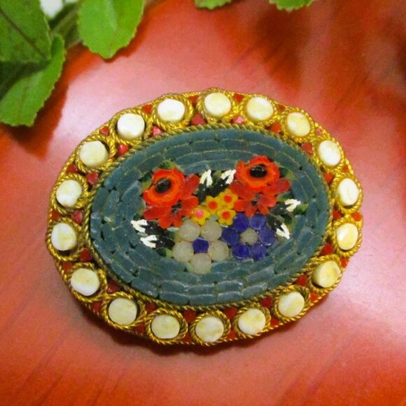 VINTAGE Italian Micromosaic Brooch: Floral Tesserae Tile Micro Mosaic Pin - Picture 4 of 14